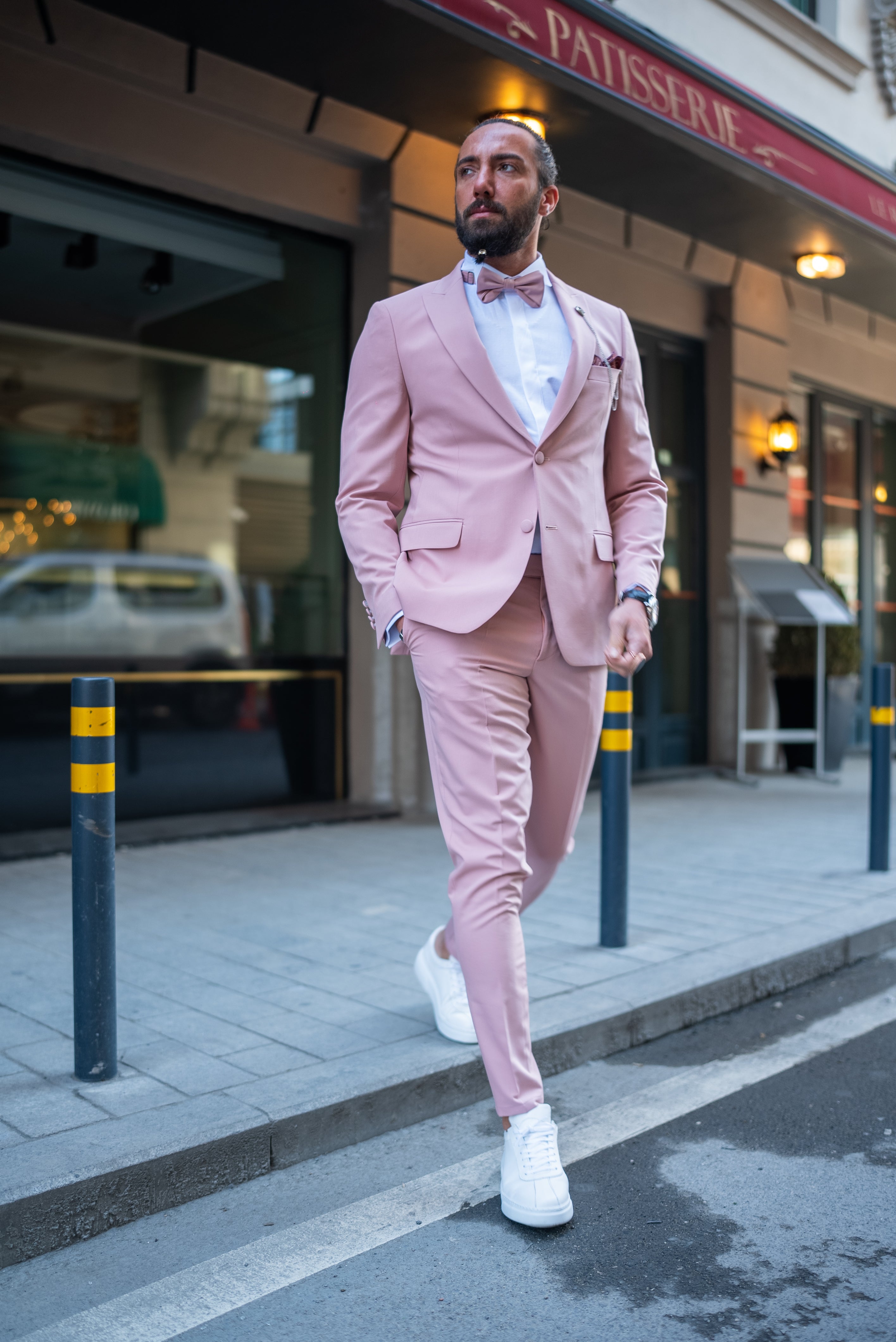 Bojoni Bath Slim Fit Pink Suit