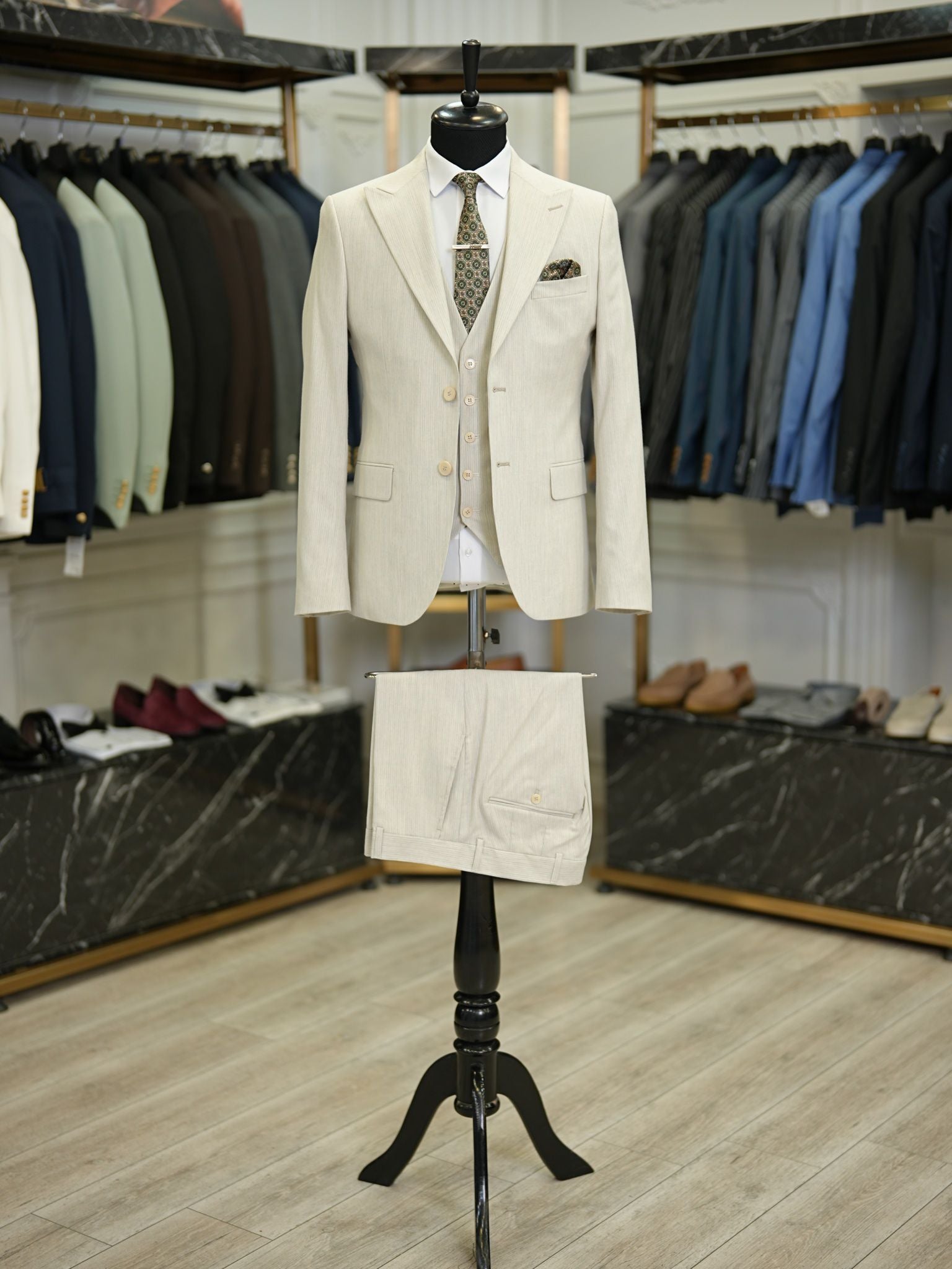 Bojoni Maison Cream  Slim Fit Suit