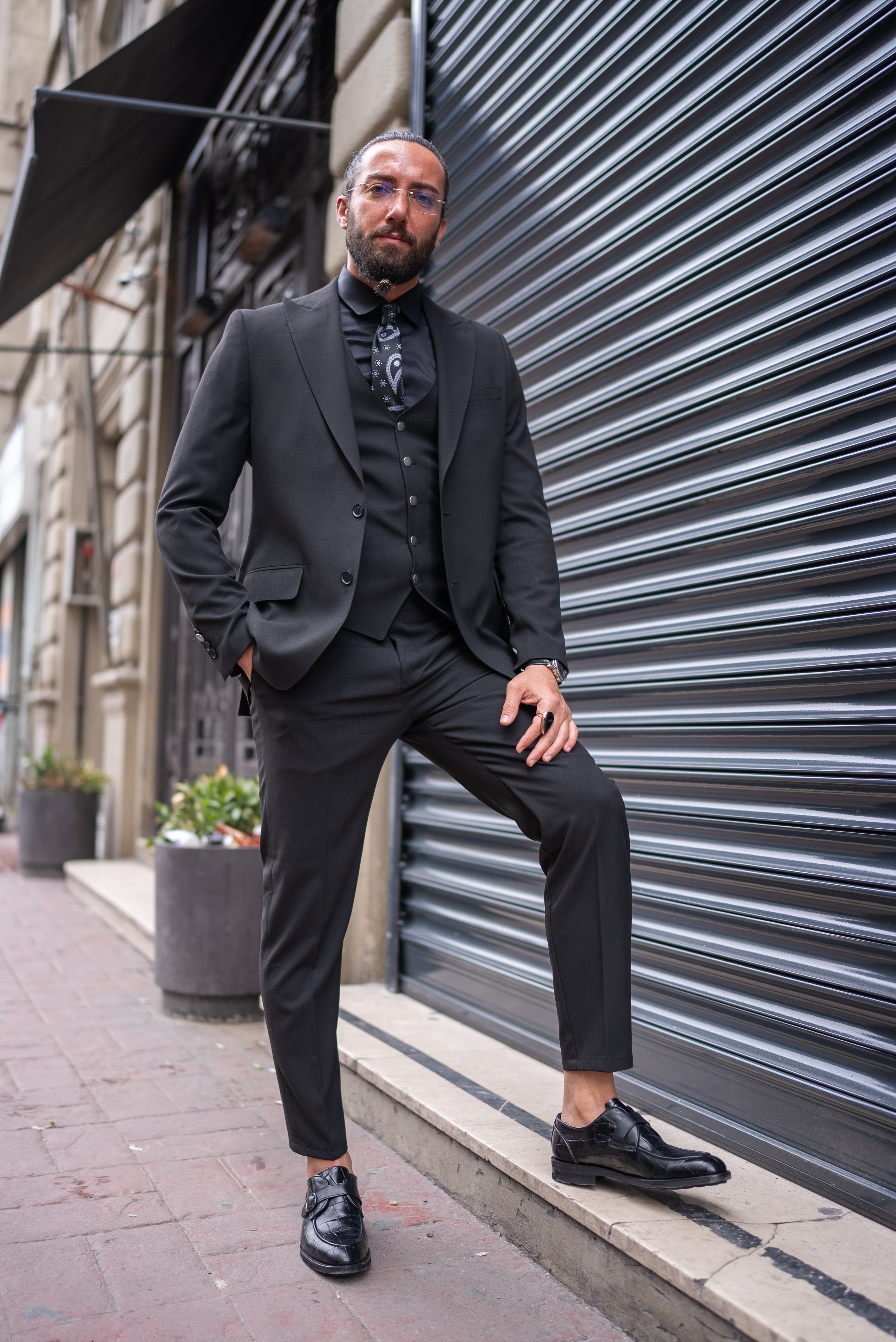 Bojoni Doral Slim Fit Classic Black Suit