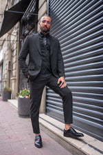 Load image into Gallery viewer, Bojoni Doral Slim Fit Classic Black Suit
