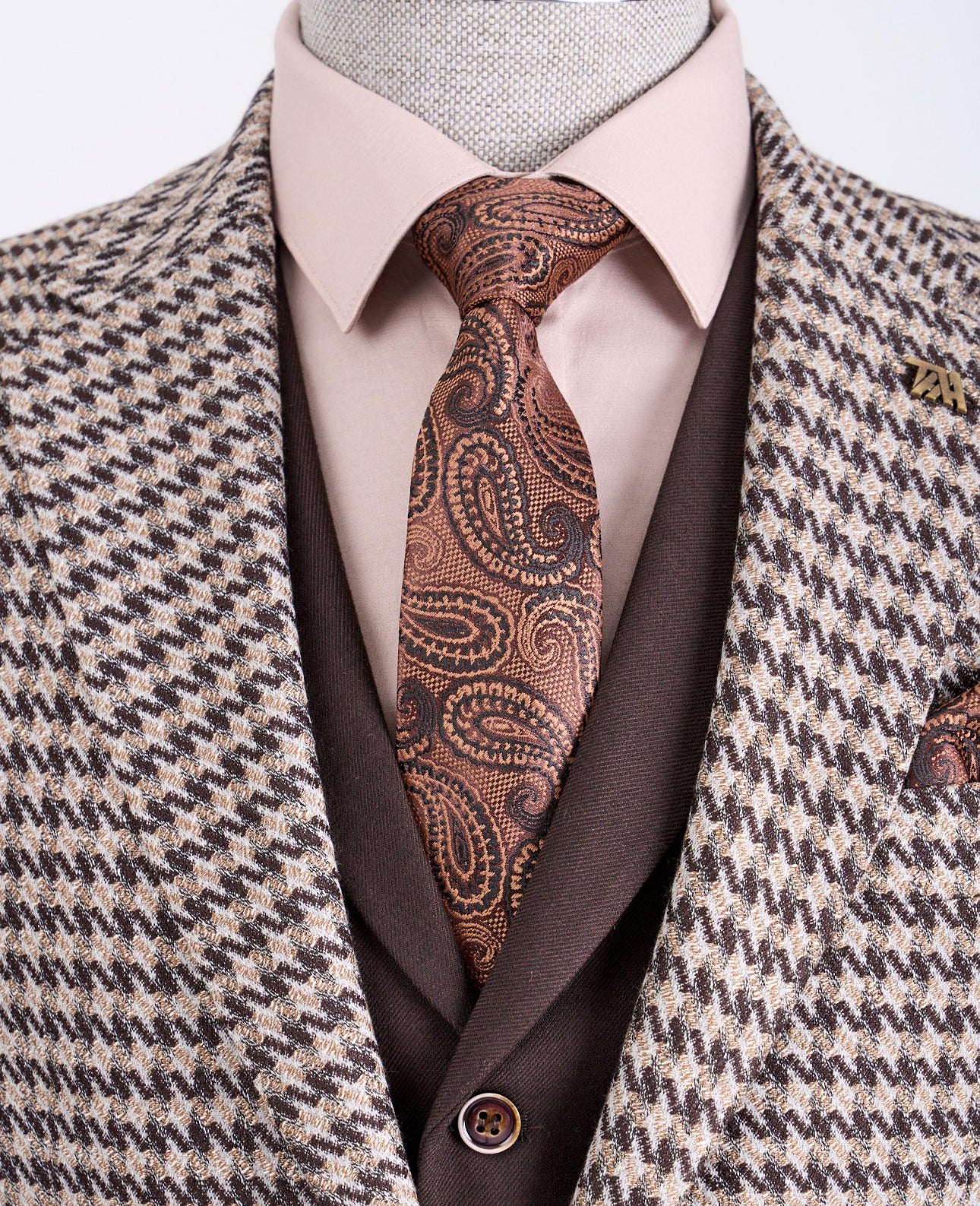 Bojoni Chicago Slim Fit Checked Light Brown Suit