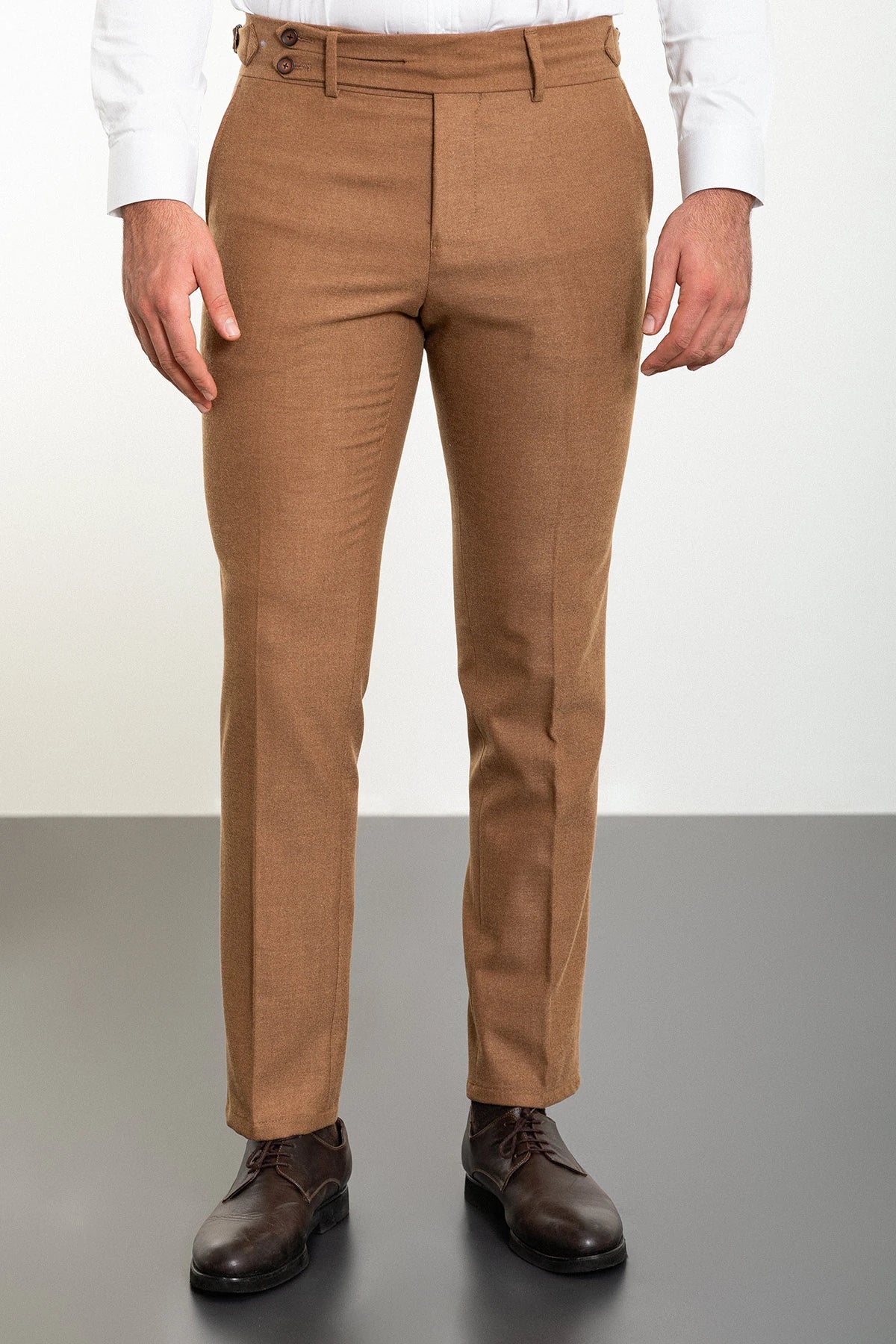 Bojoni Omaha Straight Slim Fit Belt Detailed Buckle Camel Trousers