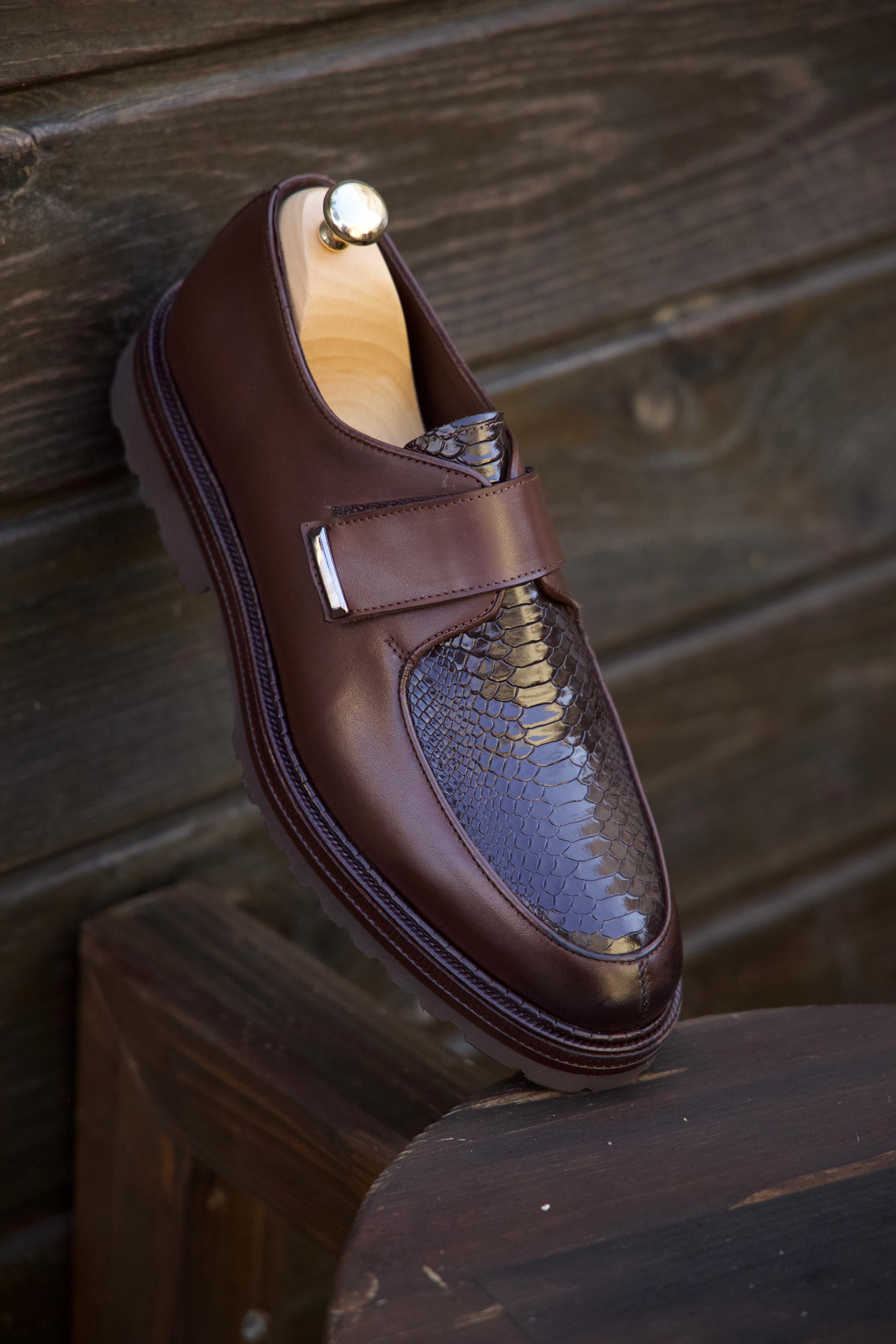 Bojoni Omaha Leather Brown Croco Pattern Shoes