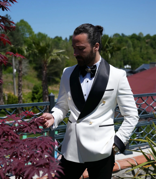White shawl best sale tuxedo