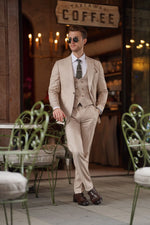 Load image into Gallery viewer, Bojoni Ravenna Slim Fit Cream Wool Suit
