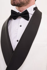 Load image into Gallery viewer, Bojoni Trivento White  Royal Slim Fit Shawl Collar Striped Suit Tuxedo
