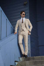 Load image into Gallery viewer, Bojoni Ravenna Slim Fit Beige Wool Suit
