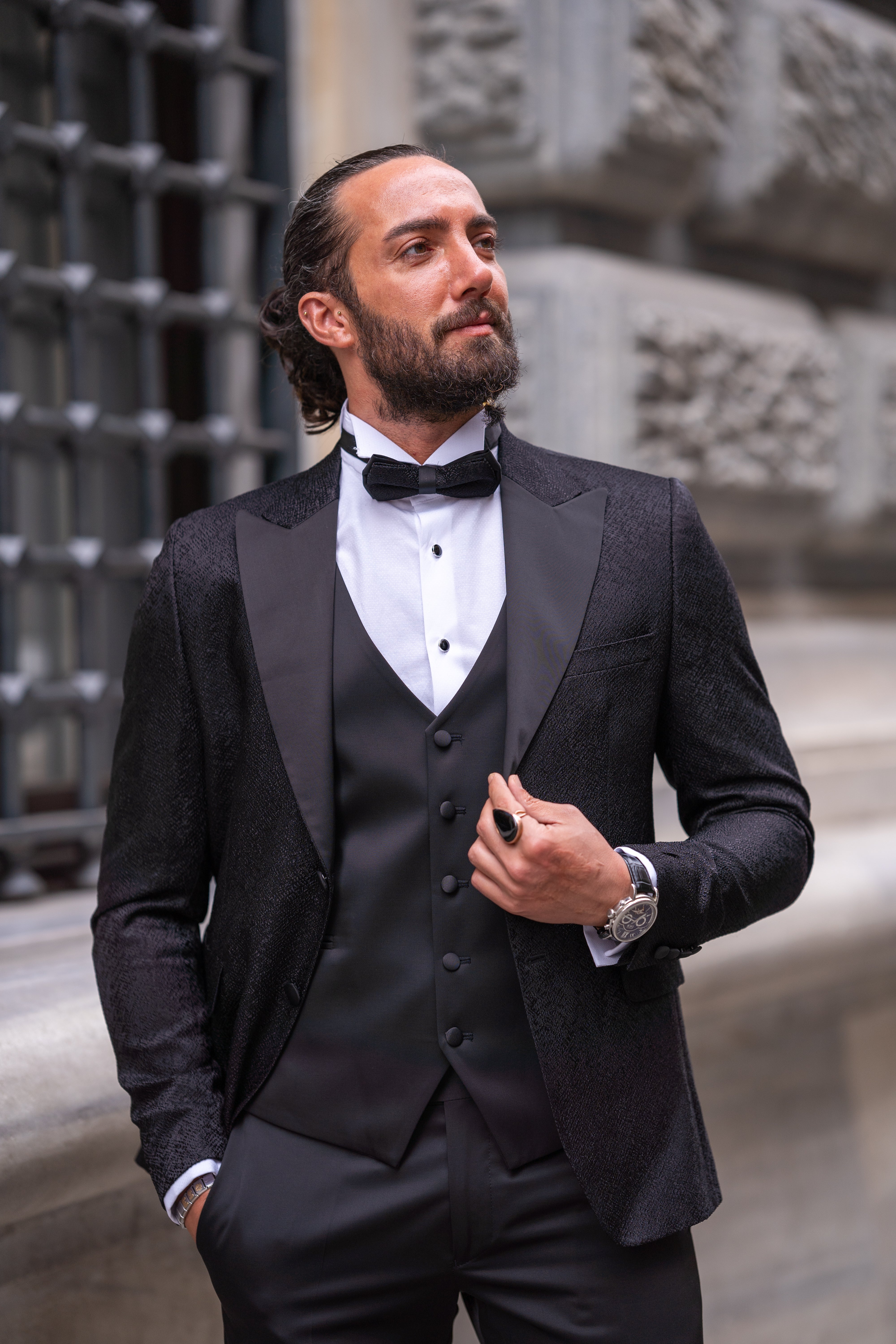 Bojoni Bath Black Slim Fit Peak Lapel Patterned Tuxedo