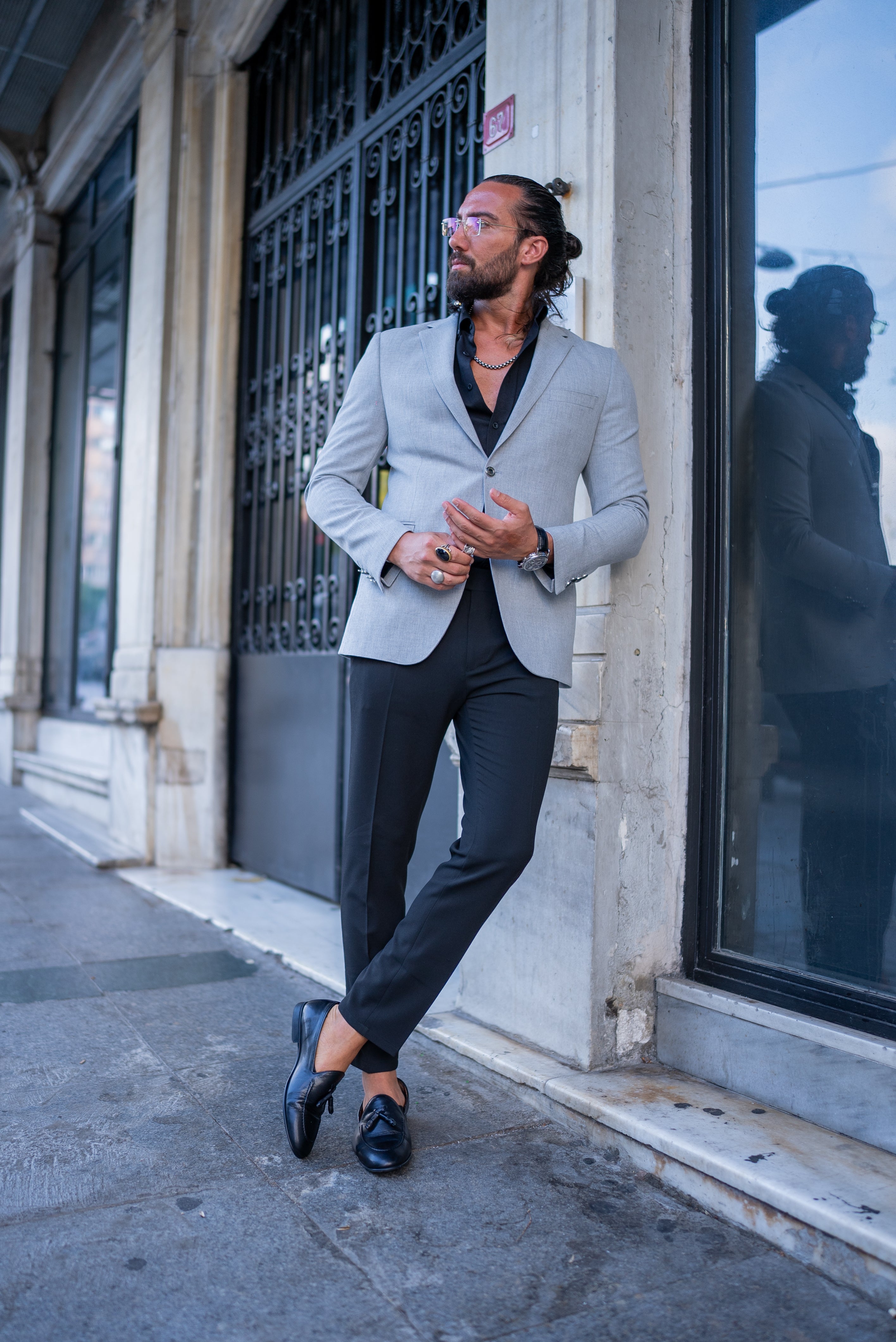 black dress pants with grey suit jacket Wear Gray Suit Coat With Black Pants Grey Blazer With Black Pants: Fashion Essentials Explained