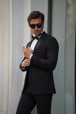Load image into Gallery viewer, Bojoni Ravenna Slim Fit High Quality Shawl Collar Black Tuxedo Suit
