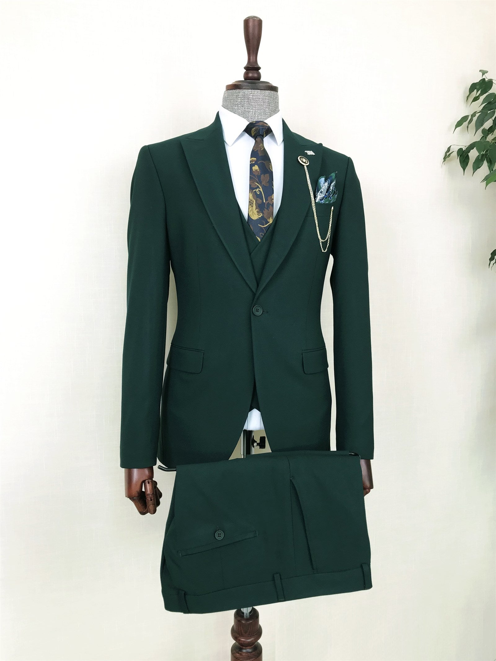 Bojoni Amato Slim Fit Green Suit