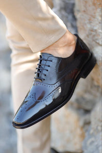 Bojoni Uluwatu  Special Design Patent Leather Black Classic Shoes