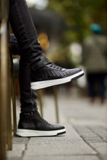 Load image into Gallery viewer, Leon Snap Detailed Black Ankle Boots
