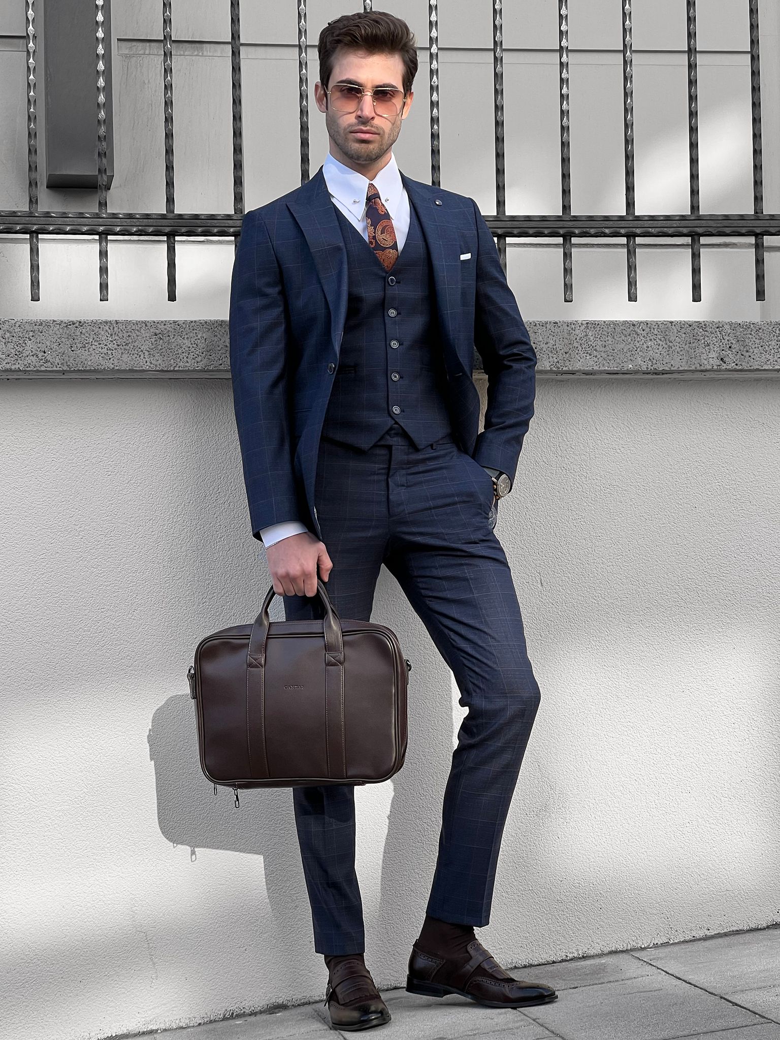 Louis Slim Fit Plaid Navy Business Suit