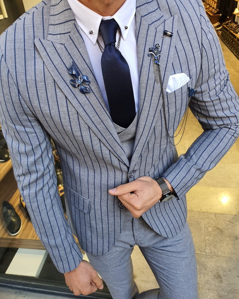 https://bojoni.com/cdn/shop/products/GentWith-Orem-Navy-Blue-Slim-Fit-Pinstripe-Suit-3-800x1000.jpg?v=1583573331