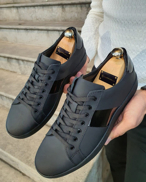 Sheridan Matte Black Lace-Up Sneakers | BOJONI