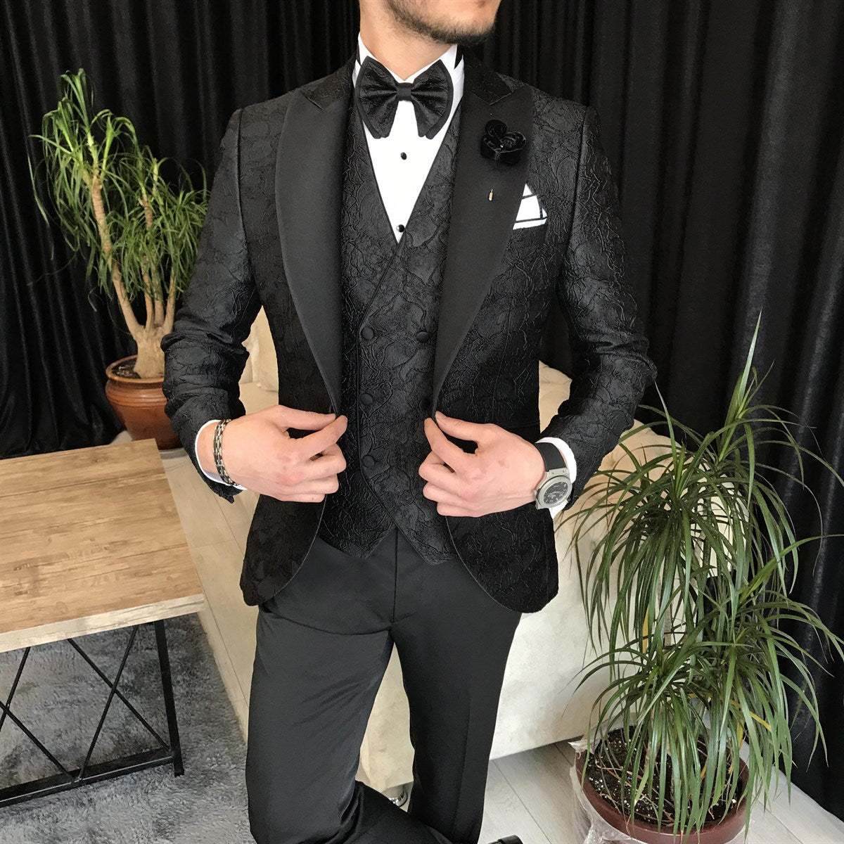 Bojoni Cagliari Black Slim-Fit Tuxedo 3-Piece