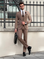 Load image into Gallery viewer, Bojoni Astoria Slim Fit Patterned Pointed Collared Camel Suit
