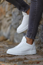 Load image into Gallery viewer, Bojoni Uluwatu  Square Detailed White Sneakers
