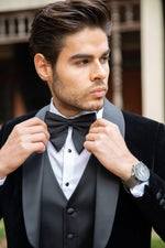 Load image into Gallery viewer, Plin Slim-Fit Velvet Vest Tuxedo Black-baagr.myshopify.com-suit-BOJONI
