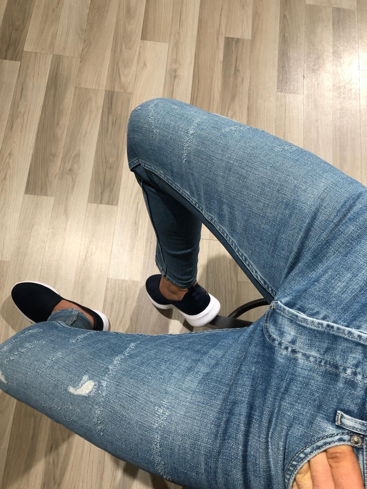 Selaff Slim-Fit Ripped Jeans (2 Colors) | BOJONI