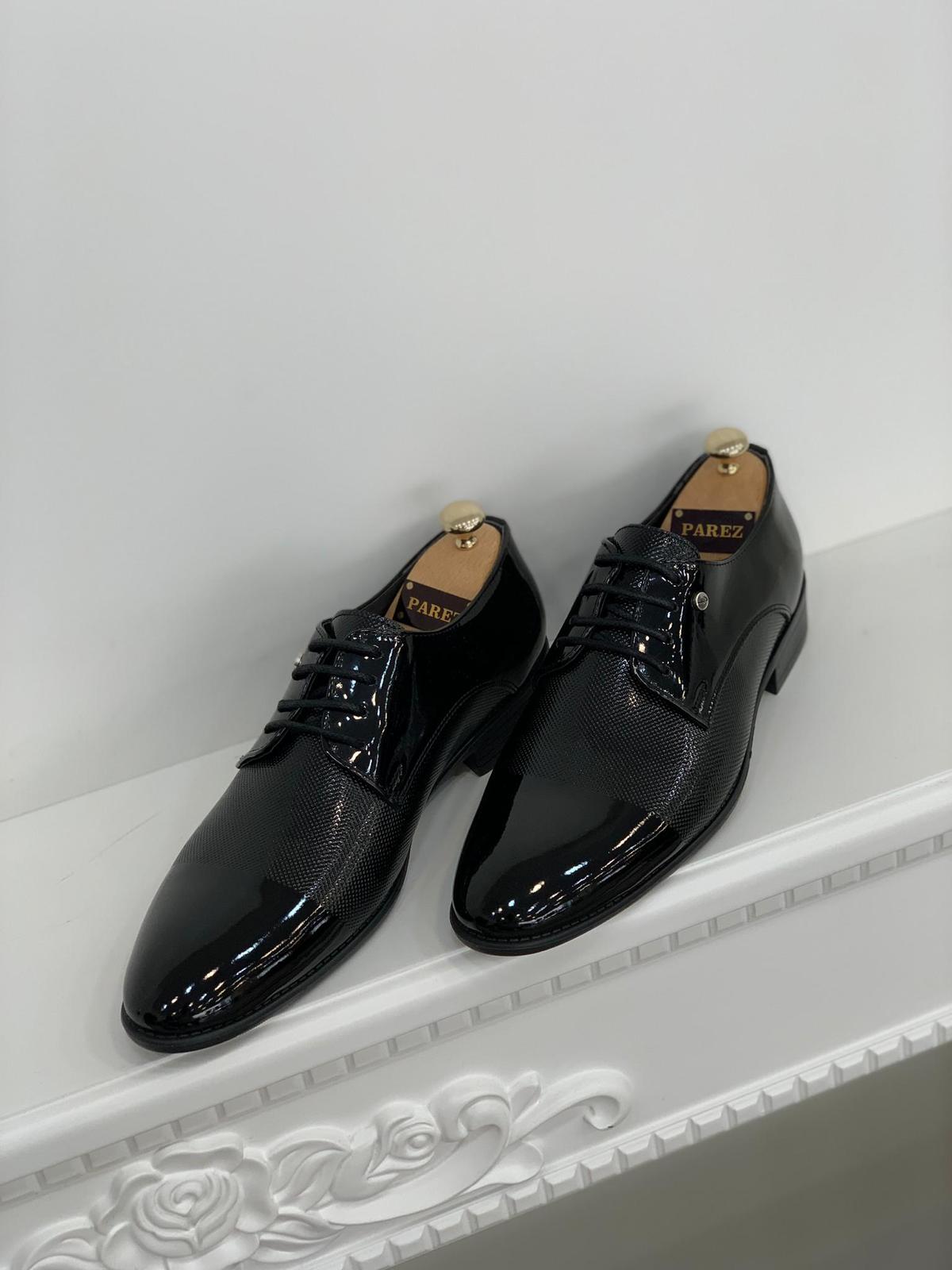 Bojoni Tsokini Leather Shoes in Black (Limited Edition)