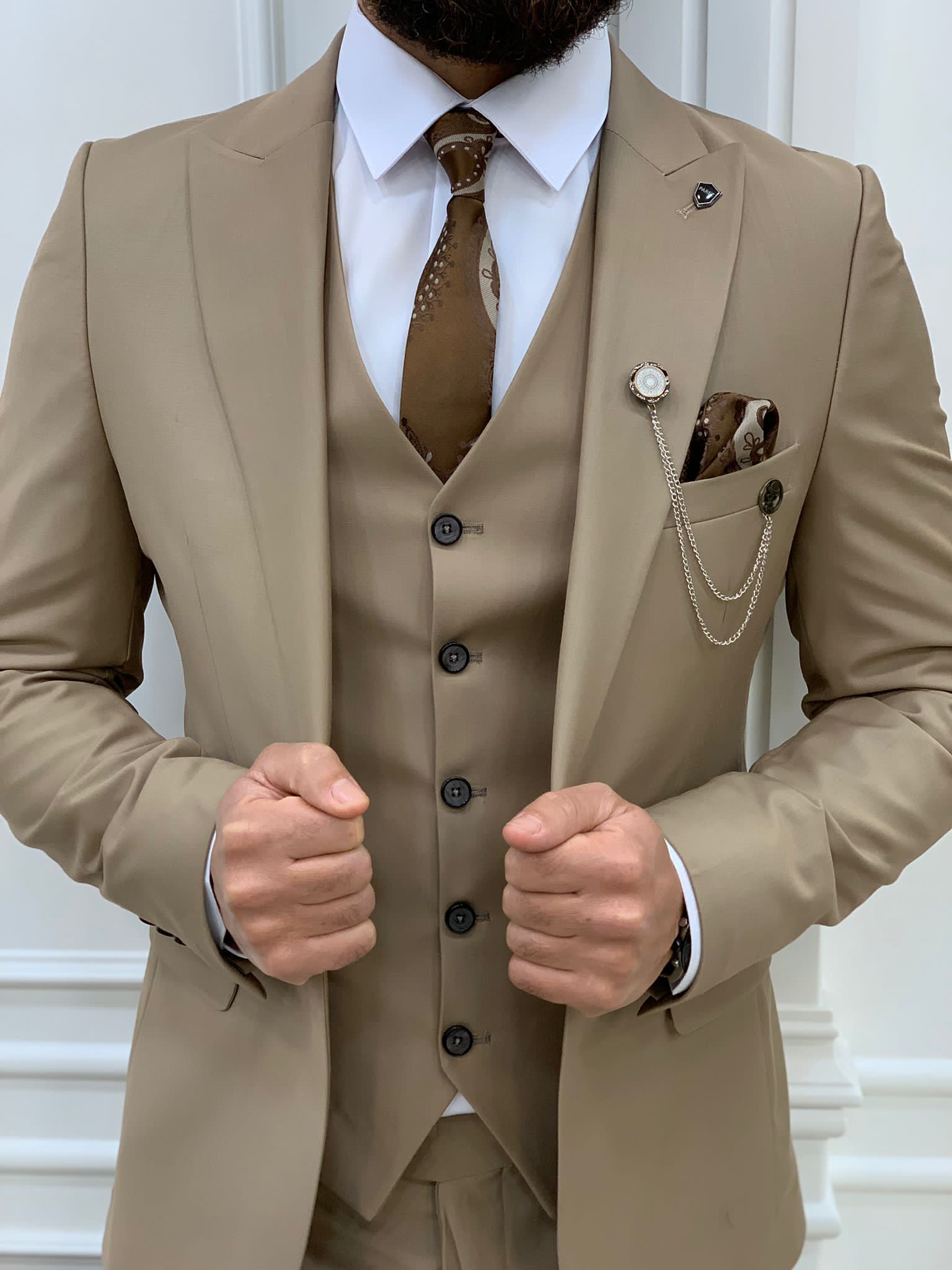 Vince Cream Slim Fit Peak Lapel Suit-baagr.myshopify.com-1-BOJONI