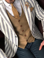Load image into Gallery viewer, Feriff Slim-Fit Double Breasted Blazer in Ecru-baagr.myshopify.com-suit-BOJONI
