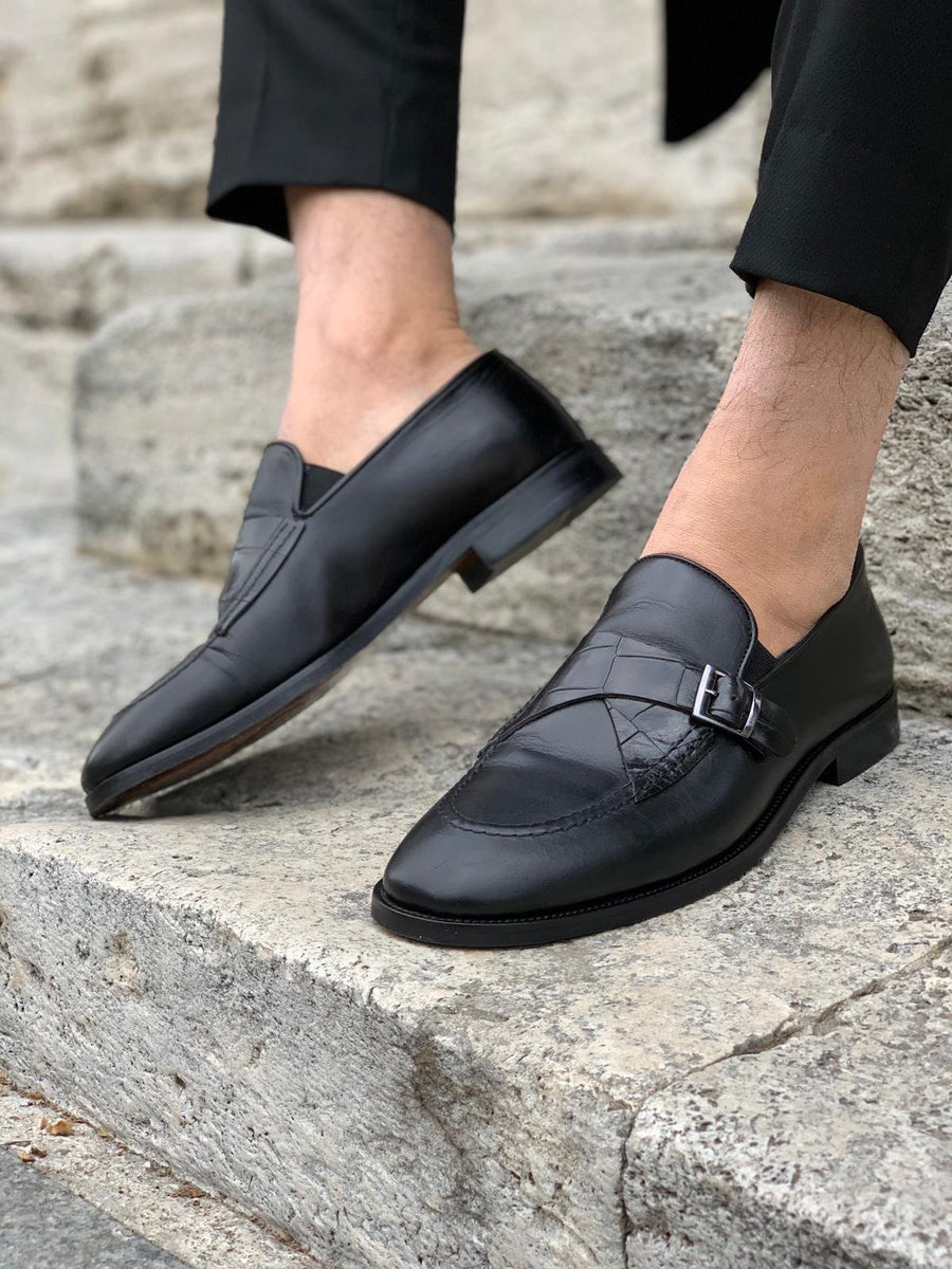 Stanoss Black Buckle Shoes | BOJONI