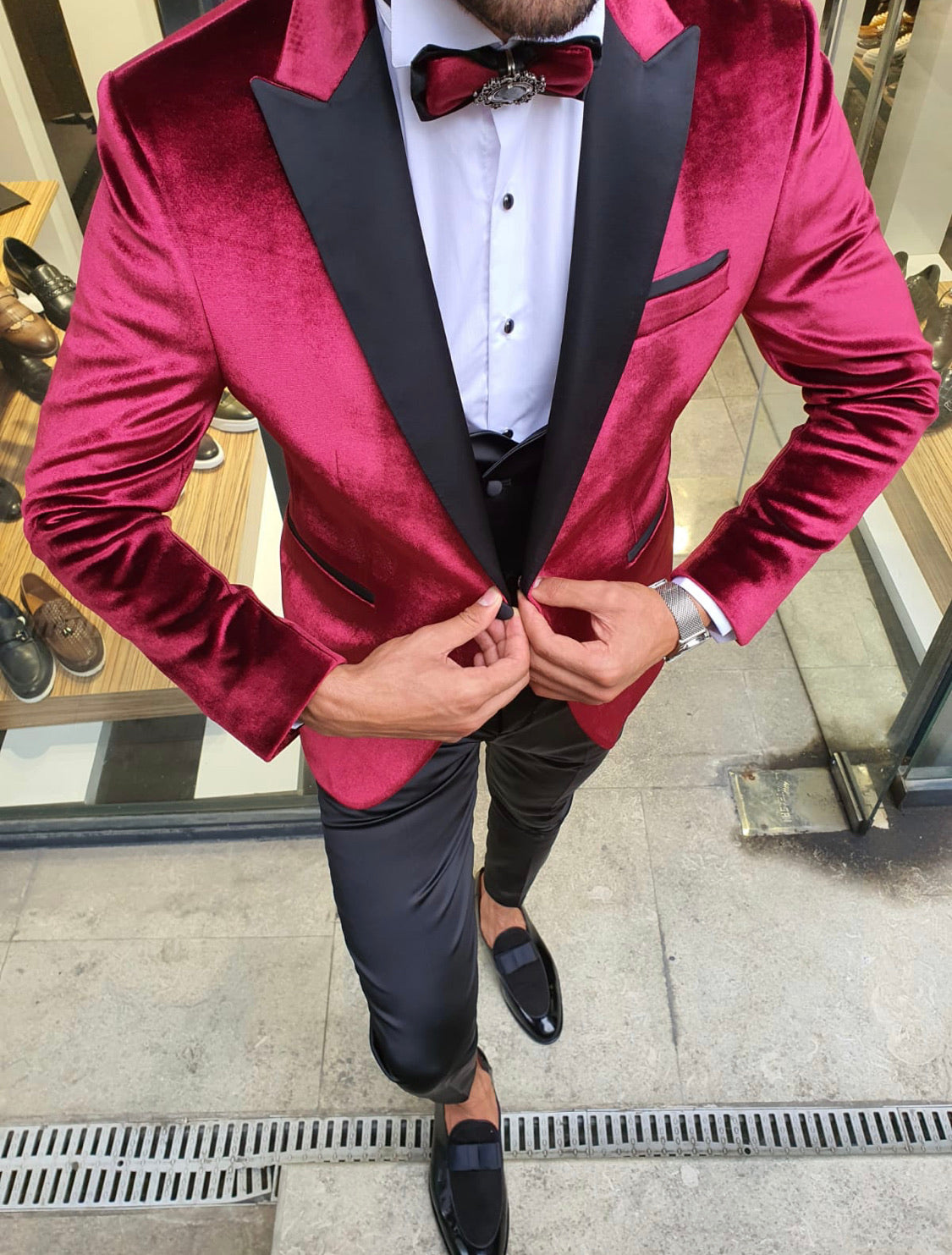 Nocelli Red Slim Fit Peak Lapel Velvet Tuxedo-baagr.myshopify.com-suit-BOJONI