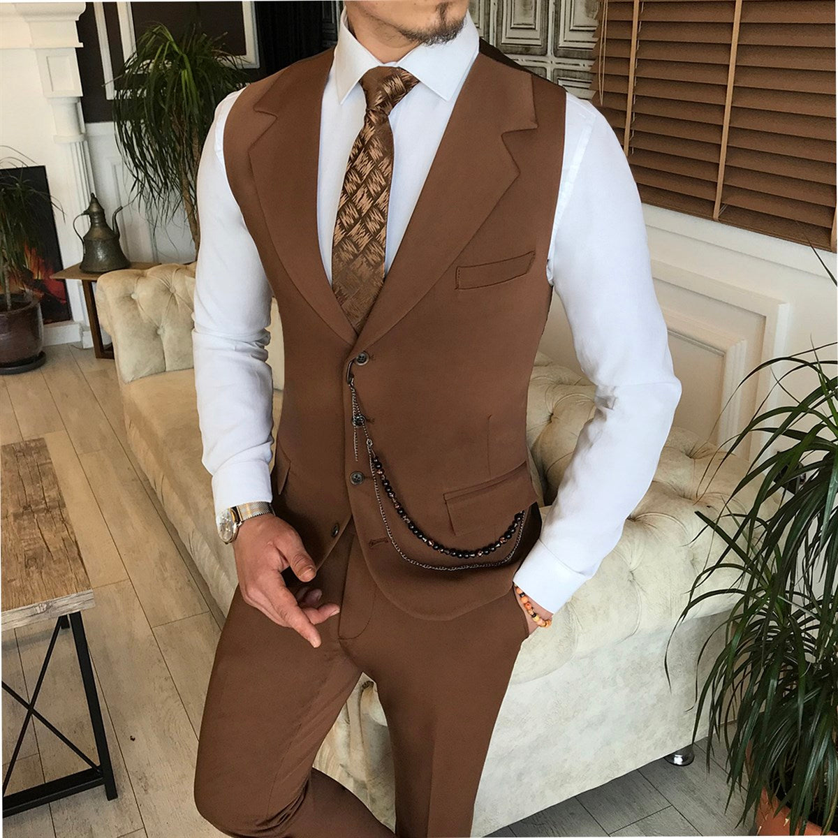 Italian Style Slim Fit Wool Mixture Judge Collar Waistcoat Brown T8338